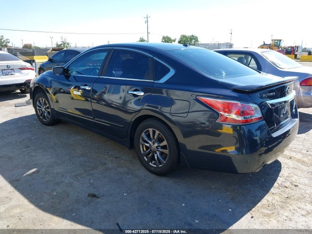 1N4AL3AP8FN914331 Nissan 2015