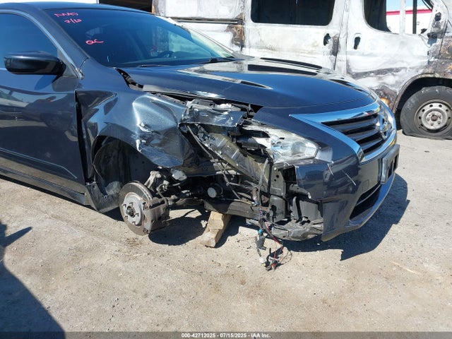 1N4AL3AP8FN914331 Nissan 2015