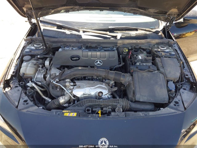 W1K5J4GB1PN370099 Mercedes-Benz m260