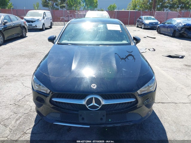 W1K5J4GB1PN370099 Mercedes-Benz m260