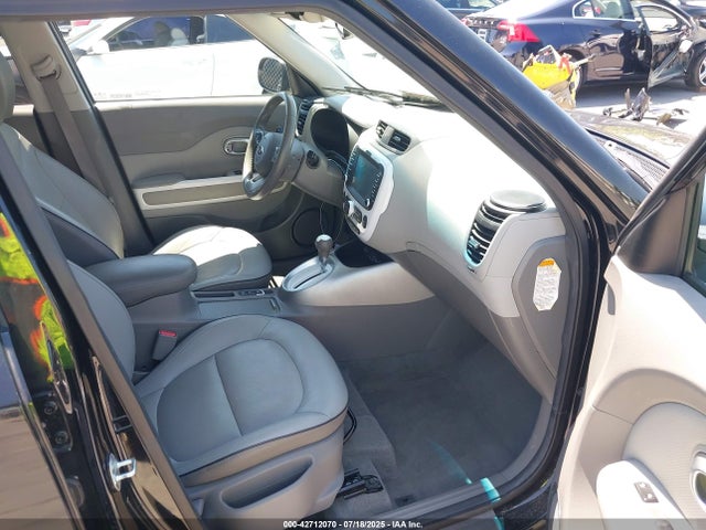 KNDJX3AEXH7019007 KIA motor (3-phase ac)