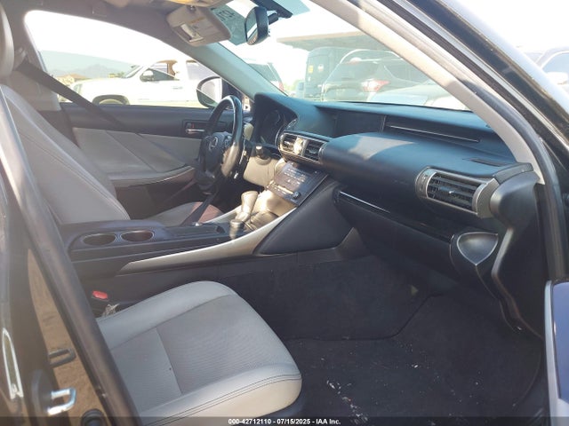 JTHBA1D27G5010446 Lexus 8ar-fts