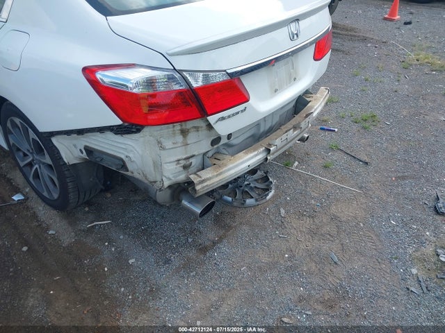 1HGCR2F5XEA252200 Honda k24w1