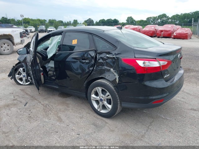 Ford 2014 2014 1FADP3F22EL190628 Image 3