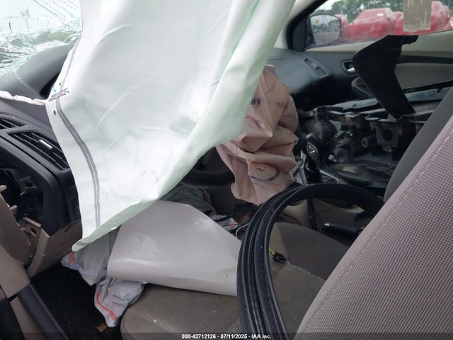 Ford 2014 2014 1FADP3F22EL190628 Image 5