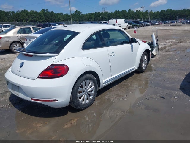 Volkswagen Beetle 2019 3VWFD7AT5KM707463 Image 4