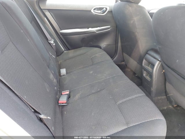 3N1AB7AP3EY335076 Nissan 2014