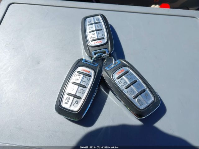 2020 CHRYSLER PACIFICA HYBRID 2C4RC1N73LR287662 Photo 10