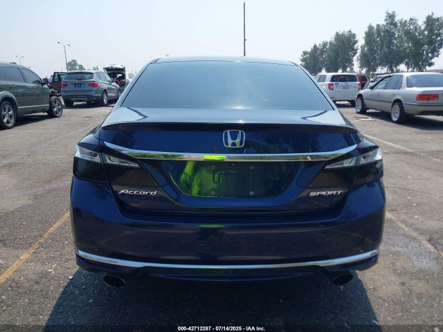 1HGCR2F5XHA028428 Honda k24w1