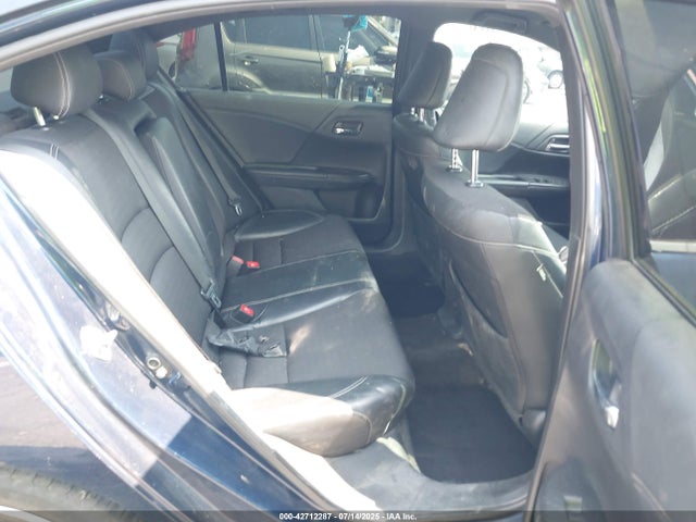 1HGCR2F5XHA028428 Honda k24w1