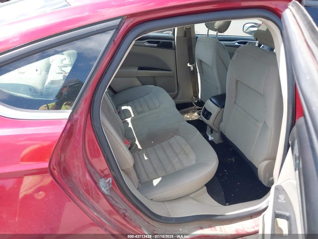 Ford Fusion 2019 3FA6P0LU7KR220782 Image 8