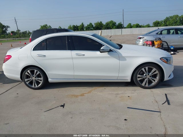 55SWF4JB3GU098886 Mercedes-Benz C-Class
