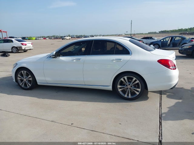 55SWF4JB3GU098886 Mercedes-Benz C-Class