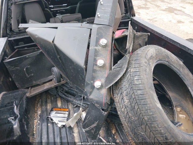 3GTPHDE8XSG156221 GMC lz0