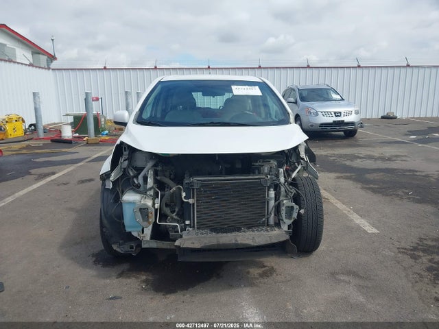 3N1CE2CP9EL350999 Nissan VERSA NOTE
