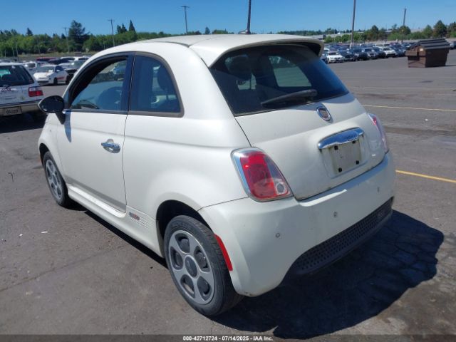 2014 FIAT 500E 3C3CFFGE3ET291138 Photo 2