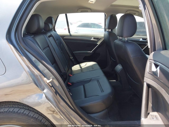 3VWG57AU3LM008828 Volkswagen 2020