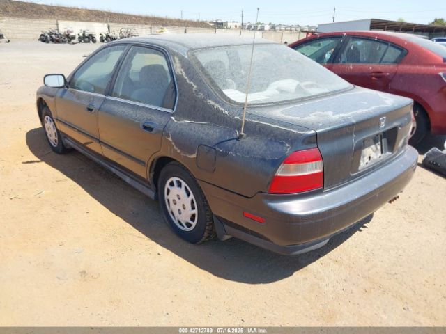 1994 HONDA ACCORD JHMCD5533RC039757 Photo 2
