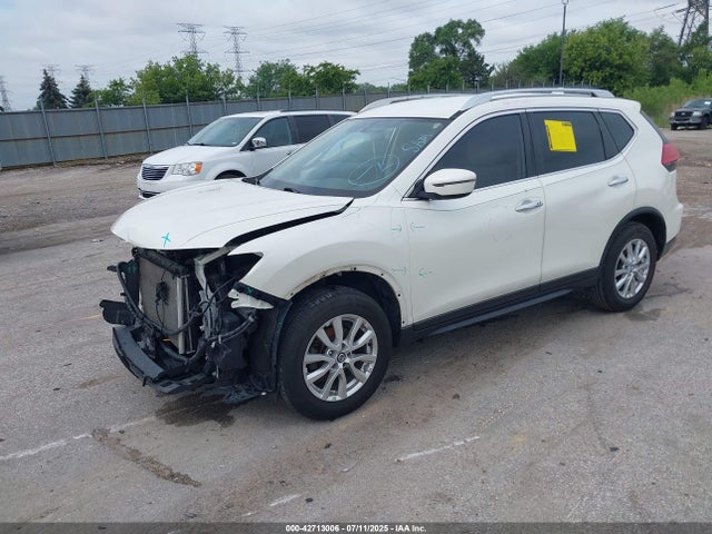 JN8AT2MV3HW003596 Nissan Rogue
