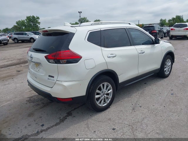 JN8AT2MV3HW003596 Nissan Rogue