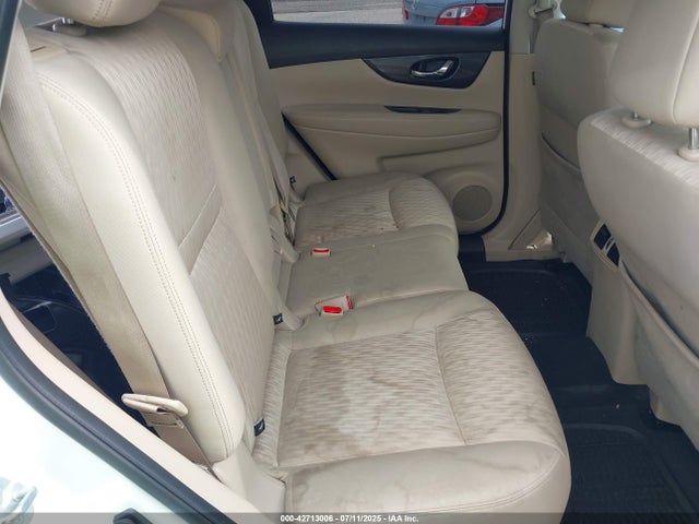 JN8AT2MV3HW003596 Nissan Rogue