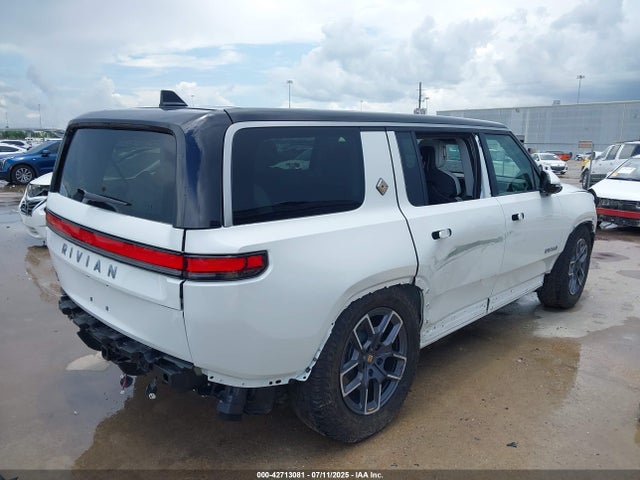 7PDSGBBA4SN057418 Rivian R1s