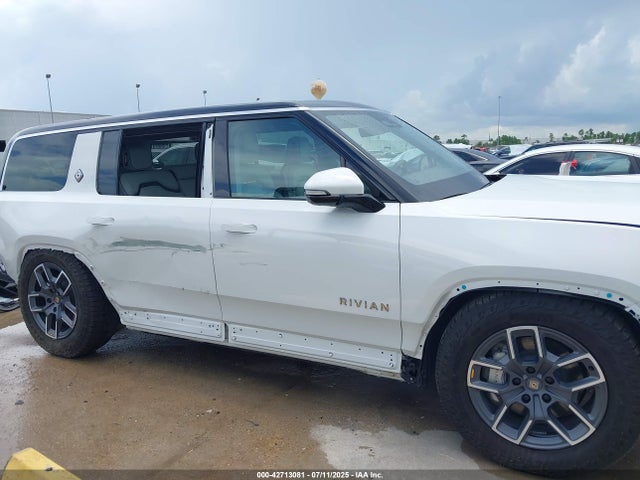 7PDSGBBA4SN057418 Rivian R1s