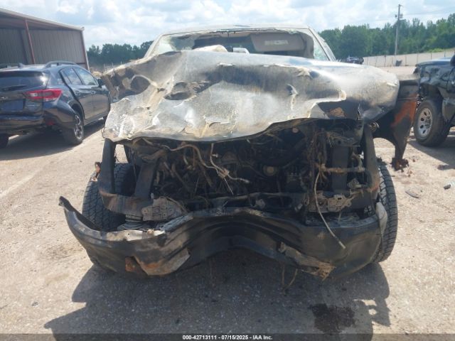 2018 RAM 1500 1C6RR6FG3JS100708 Photo 5