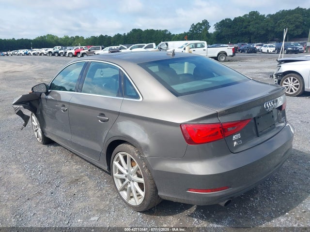2015 AUDI A3 WAUEFGFF6F1065878 Photo 2