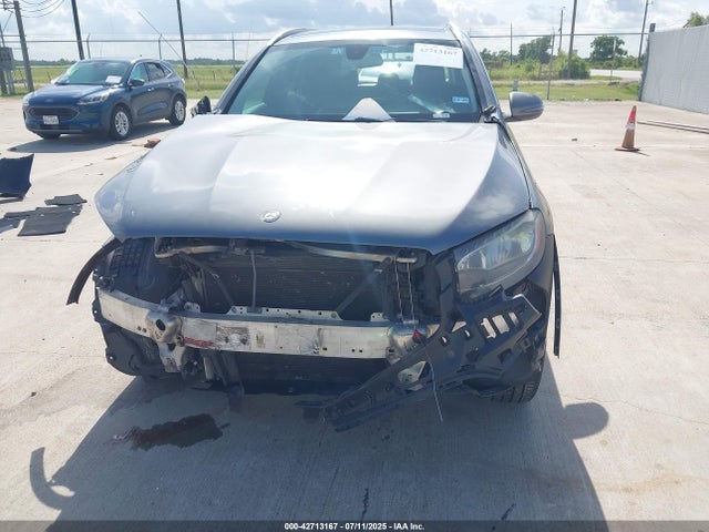 WDC0G4JB7GF088548 Mercedes-Benz m274