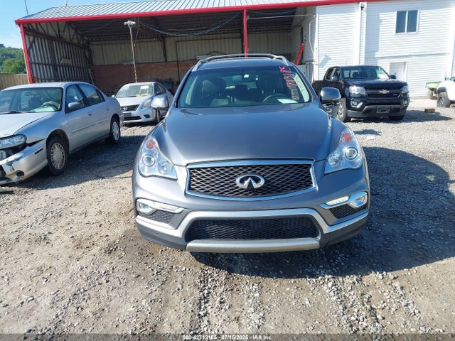 JN1BJ0RPXGM235792 Infiniti 2016