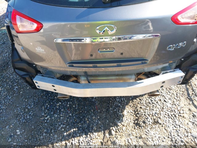 JN1BJ0RPXGM235792 Infiniti 2016