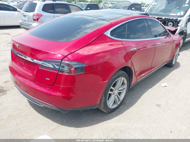 2014 TESLA MODEL S 5YJSA1H14EFP63897 Photo 3