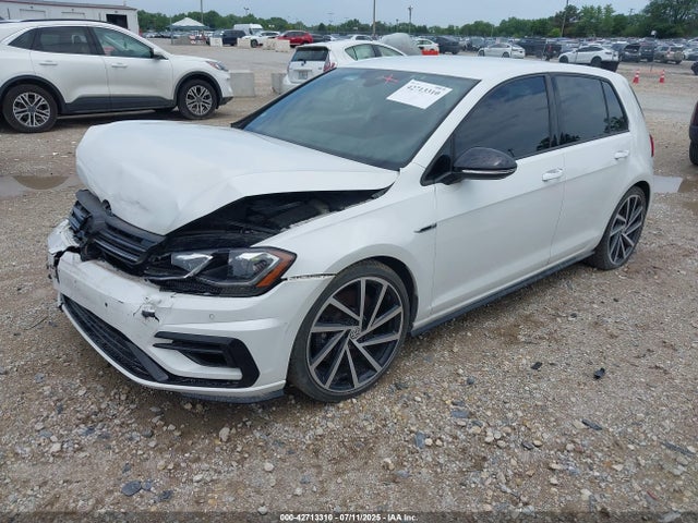 WVWWF7AU7JW063758 Volkswagen 2018