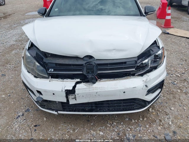 WVWWF7AU7JW063758 Volkswagen 2018