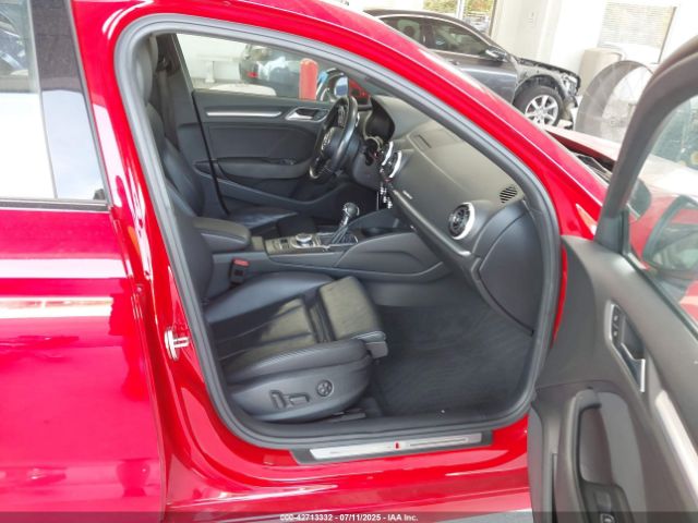2017 AUDI A3 WAUJ8GFF2H1017340 Photo 4