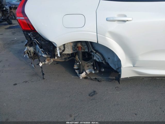 2024 VOLVO XC60 YV4L12RL5R1904224 Photo 5