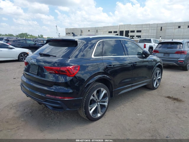 2021 AUDI Q3 WA1EECF38M1025958 Photo 3