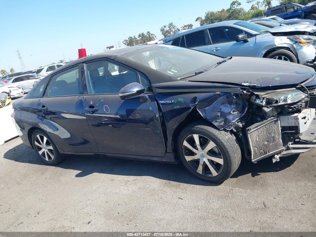 JTDBVRBD7HA002526 Toyota 4jm