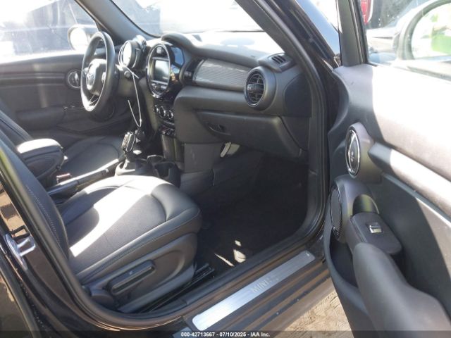 2020 MINI HARDTOP WMWXU7C06L2M26613 Photo 4