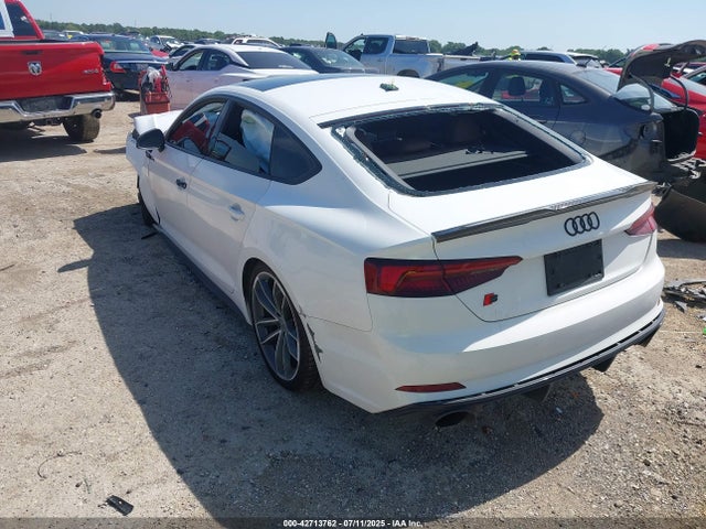 2019 AUDI A5 WAUDNCF50KA068638 Photo 2