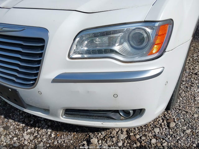 2013 Chrysler 300c Luxury Series Awd მანქანა იყიდება აუქციონზე, vin: 2C3CCASG6DH529270, აუქციონის ნომერი: 42713777