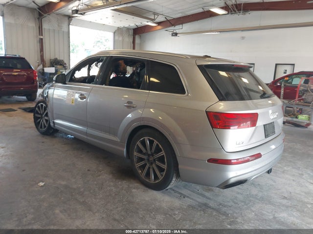 2017 AUDI Q7 WA1VAAF78HD003546 Photo 2