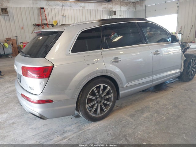 2017 AUDI Q7 WA1VAAF78HD003546 Photo 3