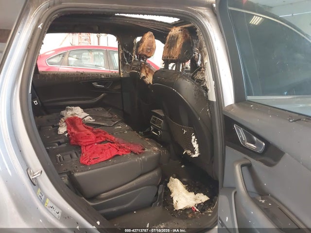 2017 AUDI Q7 WA1VAAF78HD003546 Photo 7