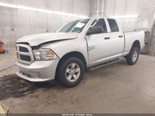2019 RAM 1500 CLASSIC 1C6RR7FG5KS503662 Photo 1