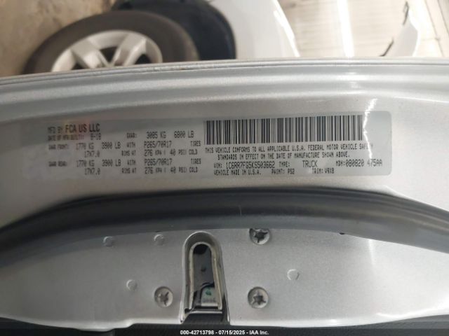 2019 RAM 1500 CLASSIC 1C6RR7FG5KS503662 Photo 8