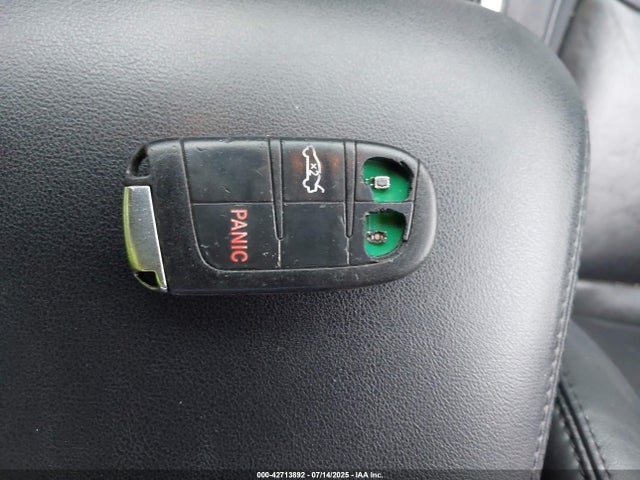 2C3CCAAG3FH802122 Chrysler 300