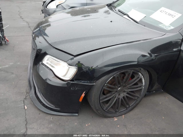 2C3CCAAG3FH802122 Chrysler 300