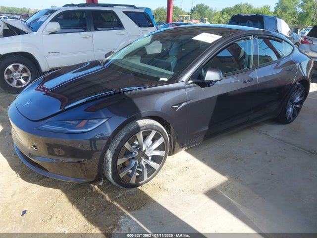 2025 TESLA MODEL 3 5YJ3E1EA6SF002877 Photo 1